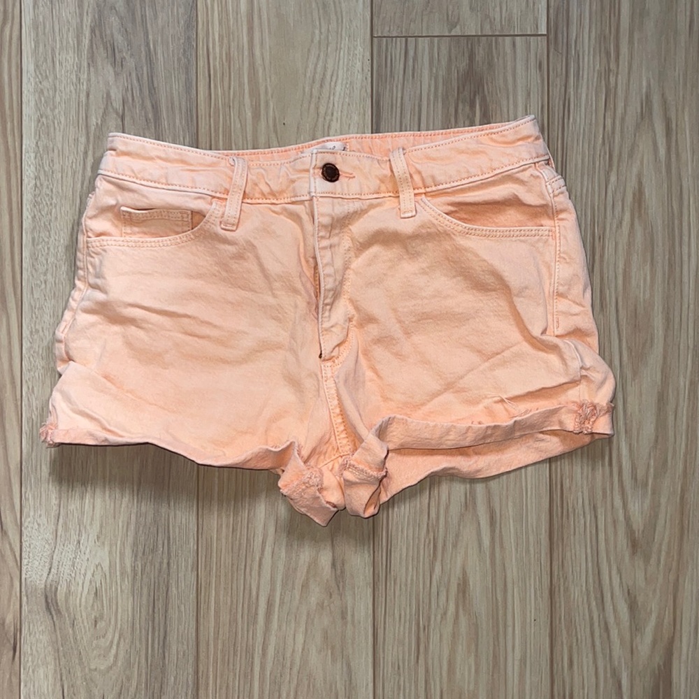 Universal Threads Melon Semi Distressed Jean Shorts TBD I